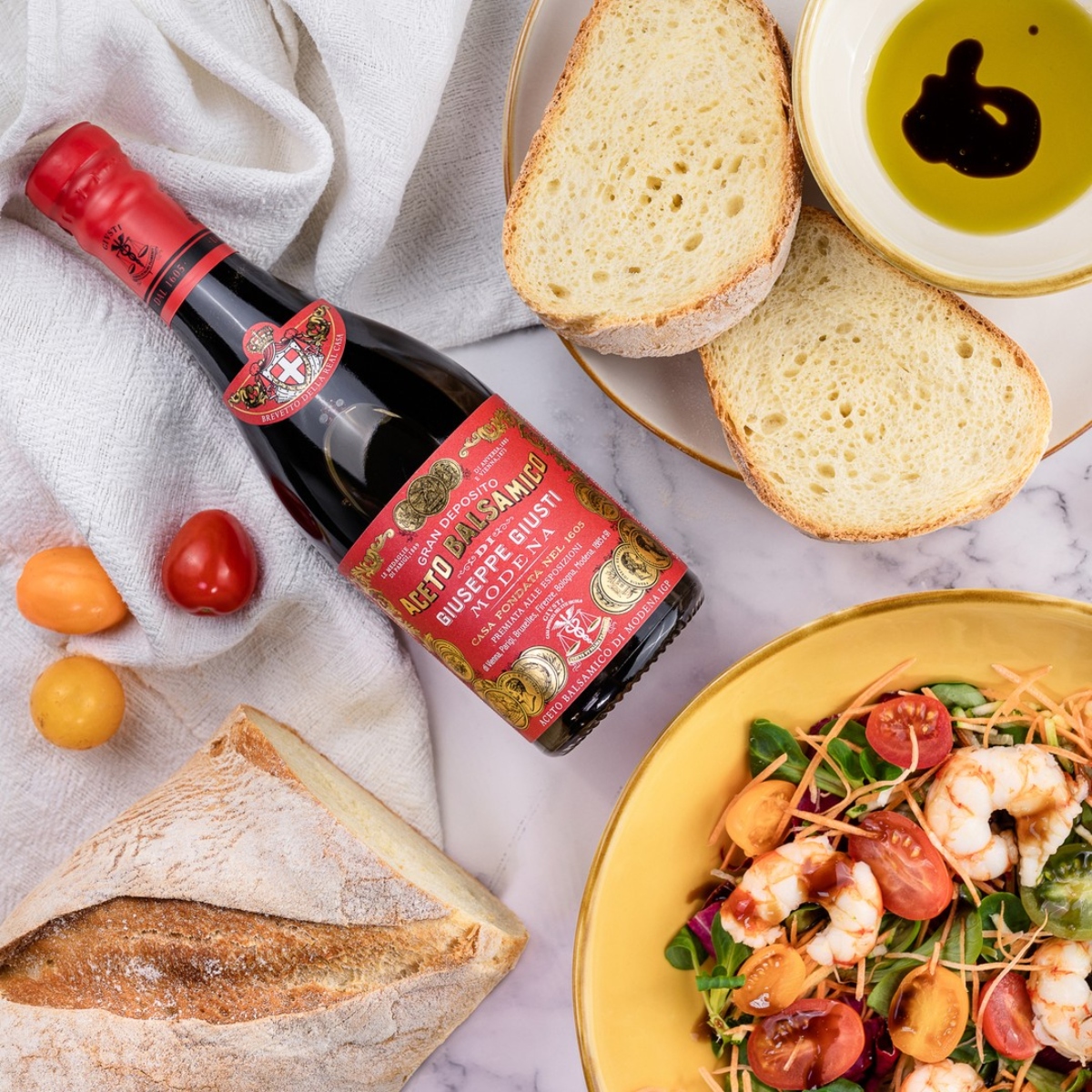 Giuseppe Giusti Balsamic Vinegar of Modena 3 Gold Medals from Italy-250 ml (4)